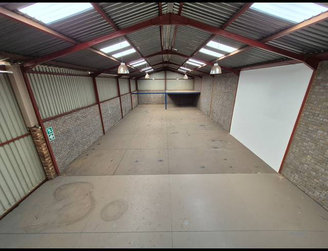 360M² FACTORY FOR SALE IN ANDERBOLT